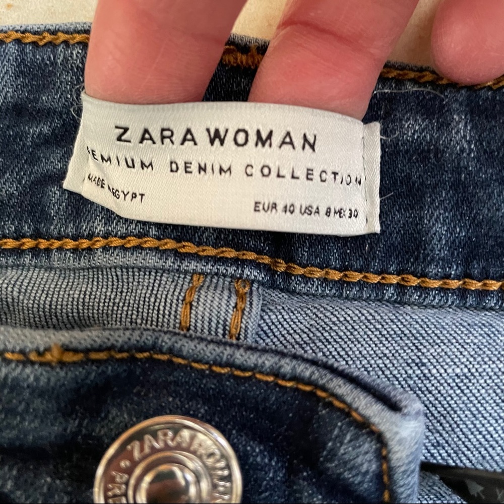 🚫 SOLD Zara Distressed Mid Rise Skinny Jean 8 - Picture 6 of 10